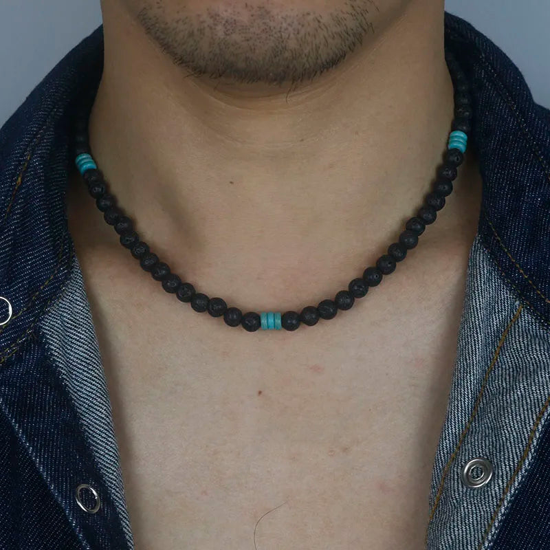 Collar Clásico de Cuentas de Piedra Volcánica